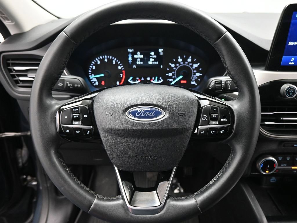 Certified 2022 Ford Escape SEL image 38