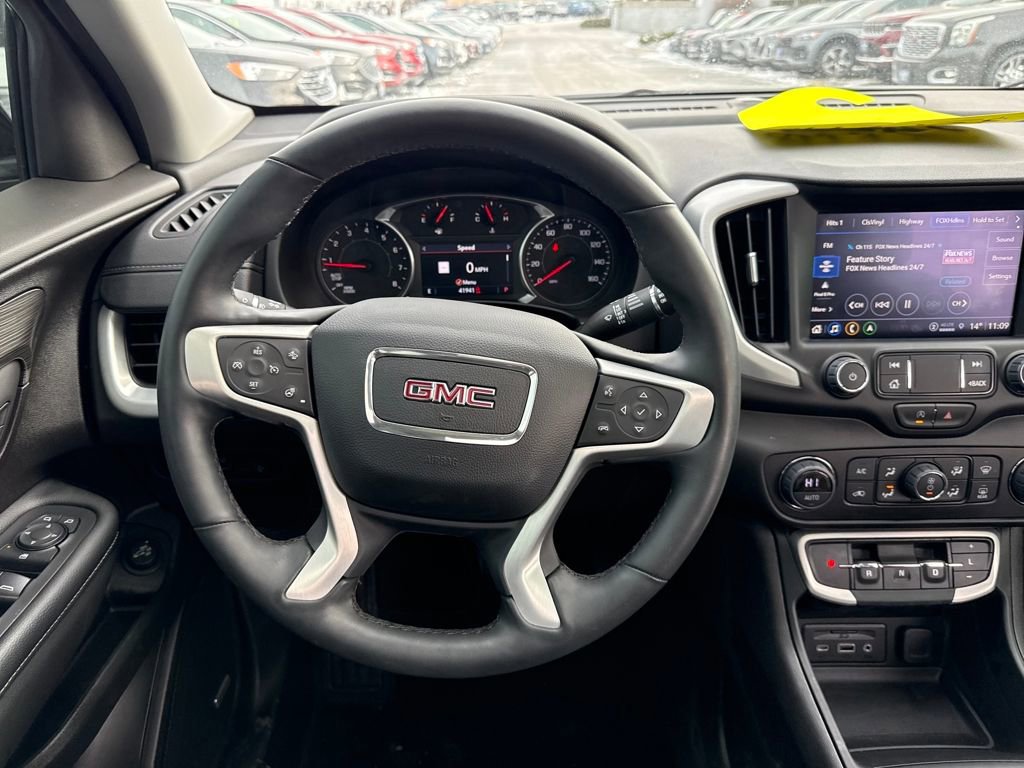 Used 2024 GMC Terrain SLT w/ Infotainment Package II image 11