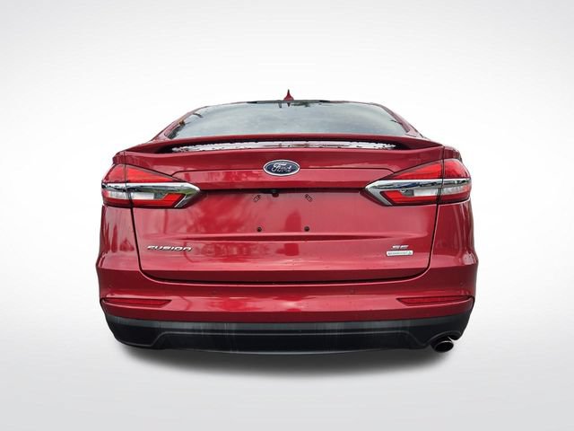 Certified 2020 Ford Fusion SE w/ Equipment Group 151A FWD image 8