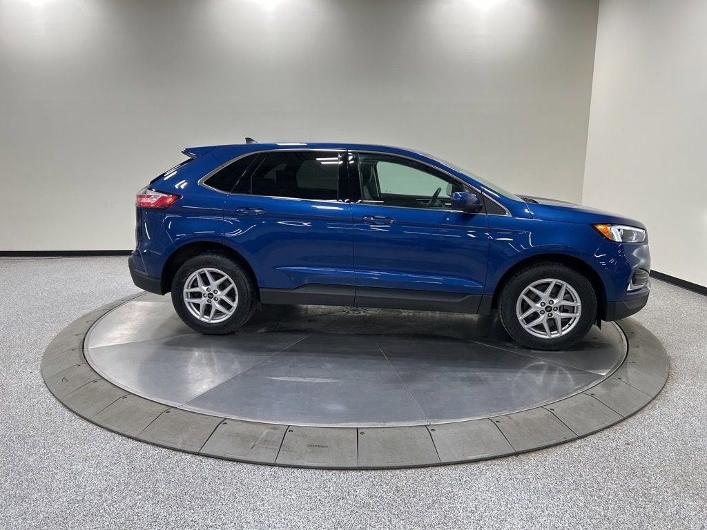 Certified 2024 Ford Edge SEL w/ Convenience Package AWD/4WD image 6