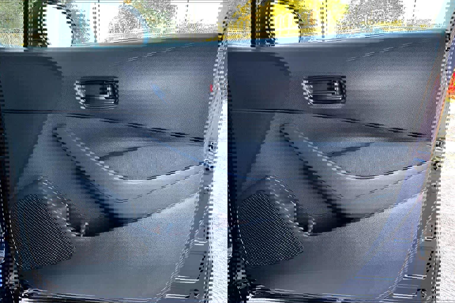 Used 2023 Toyota Corolla LE image 23