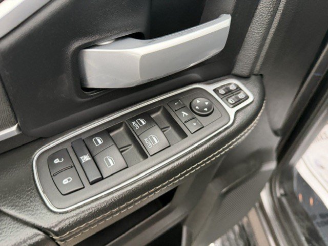 Used 2024 RAM 2500 Big Horn w/ Towing Technology Group AWD/4WD image 13