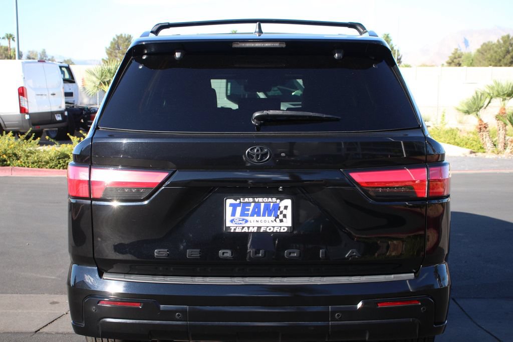 Used 2024 Toyota Sequoia Platinum AWD/4WD image 7