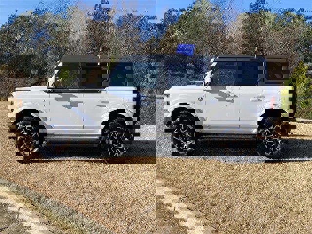 Certified 2023 Ford Bronco Outer Banks image 4