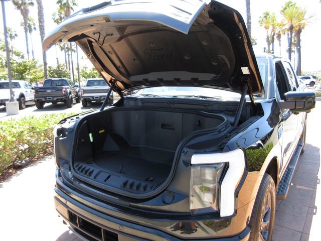 Certified 2025 Ford F150 Lightning Lariat w/ Max Trailer Tow Package AWD/4WD image 28