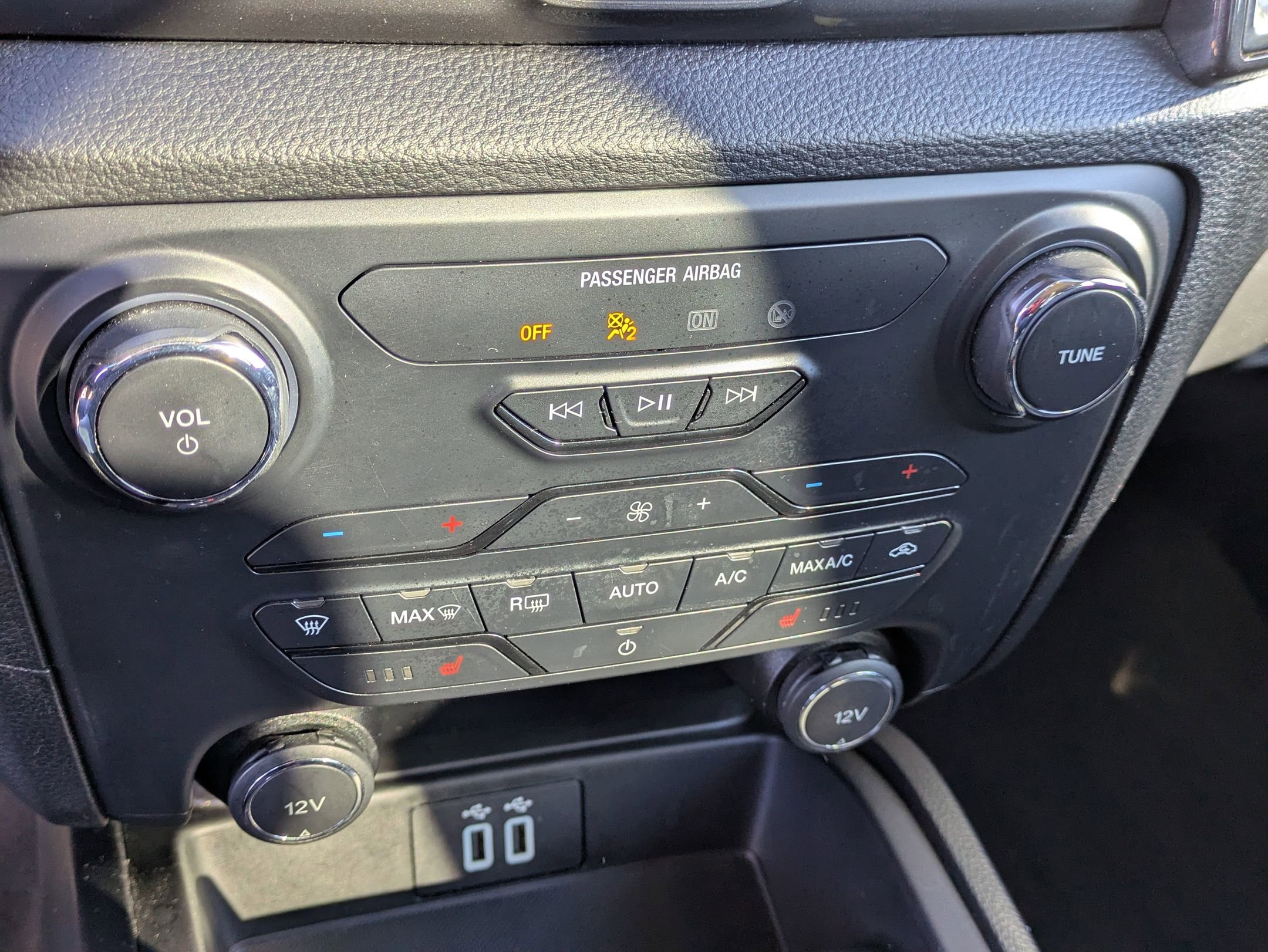 Certified 2020 Ford Ranger Lariat w/ Equipment Group 501A Mid image 25