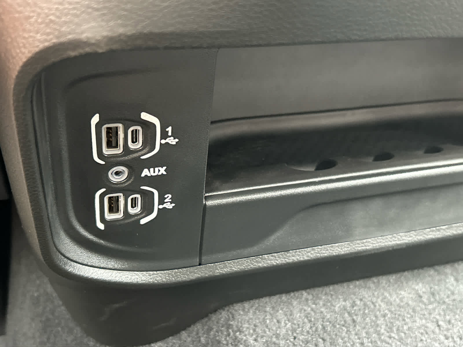 Used 2023 RAM 3500 Big Horn image 38