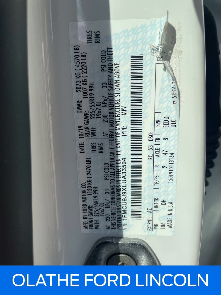 Certified 2020 Ford Escape Titanium AWD/4WD image 17