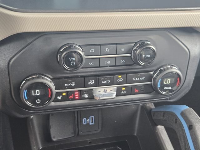 Certified 2024 Ford Bronco Wildtrak AWD/4WD image 24