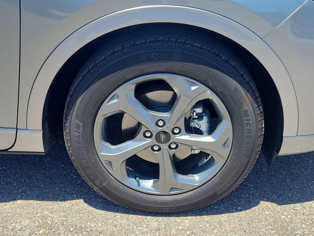 Certified 2024 Ford Escape ST-Line FWD image 7