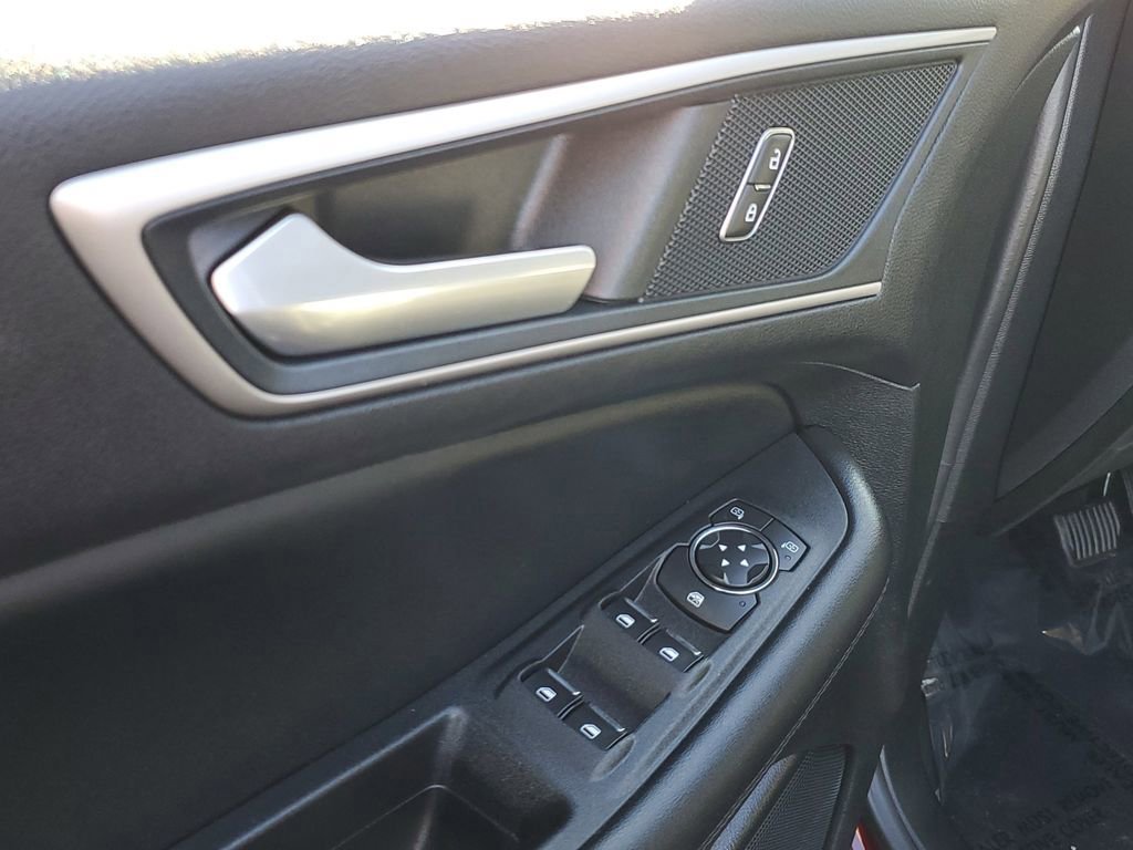 Certified 2022 Ford Edge SEL w/ Convenience Package image 7