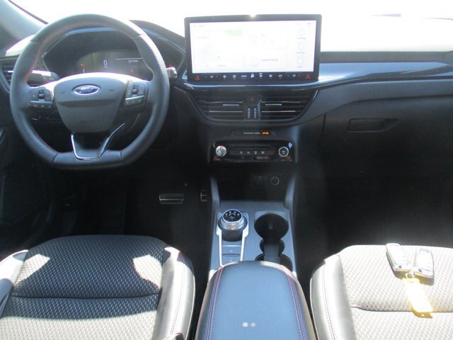 Certified 2024 Ford Escape ST-Line w/ Tech Pack #1 AWD/4WD image 6
