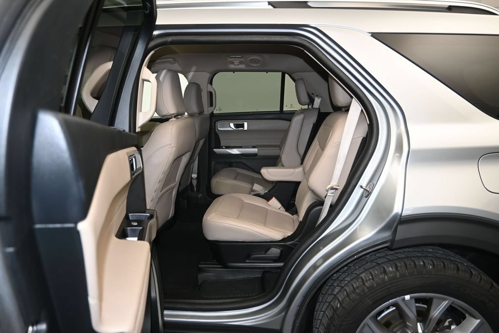 Certified 2023 Ford Explorer Limited w/ Equipment Group 301A RWD image 22