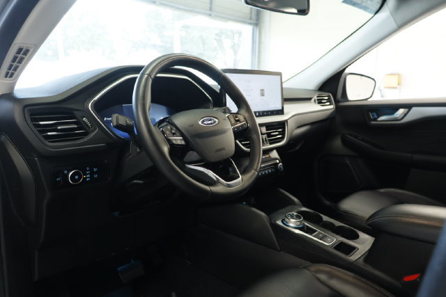 Certified 2023 Ford Escape Platinum AWD/4WD image 10