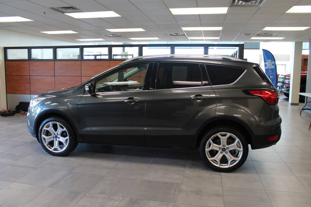 Certified 2019 Ford Escape Titanium w/ U9j03 - Titanium Tow Package AWD/4WD image 2