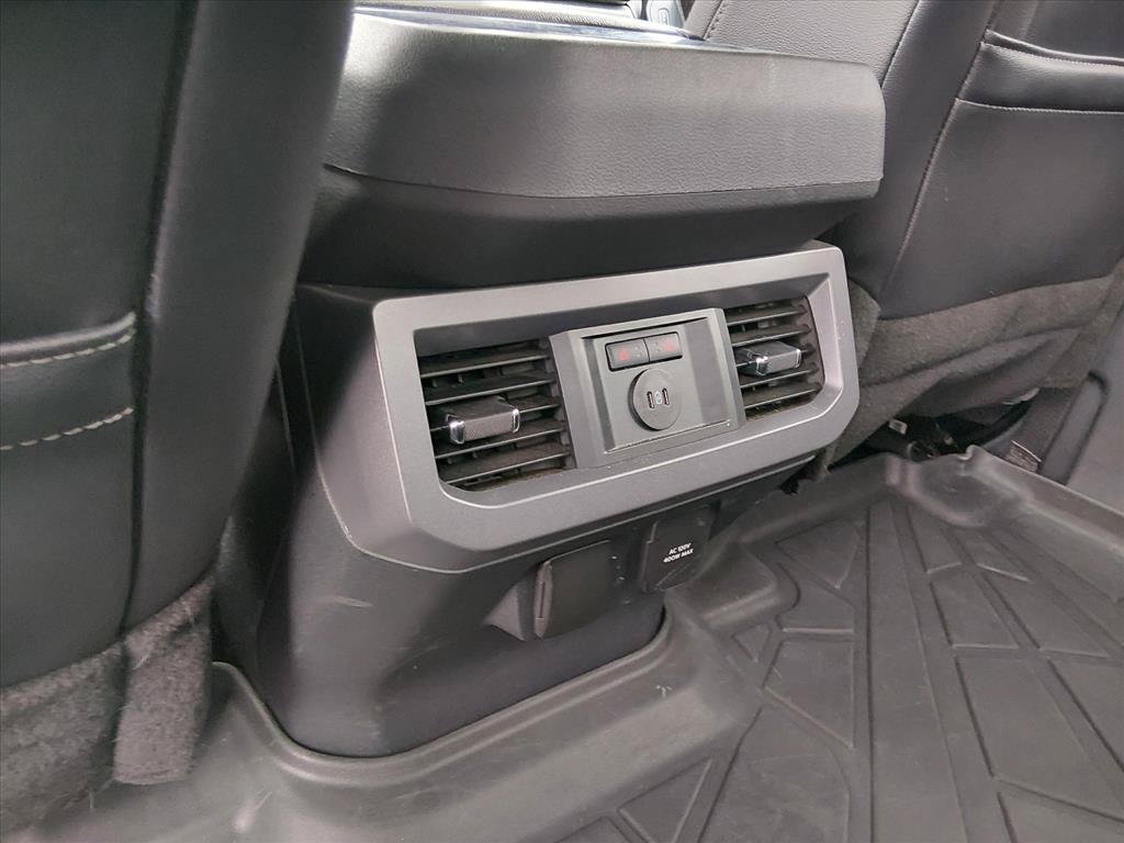 Certified 2024 Ford F250 Lariat w/ Lariat Ultimate Package AWD/4WD image 12