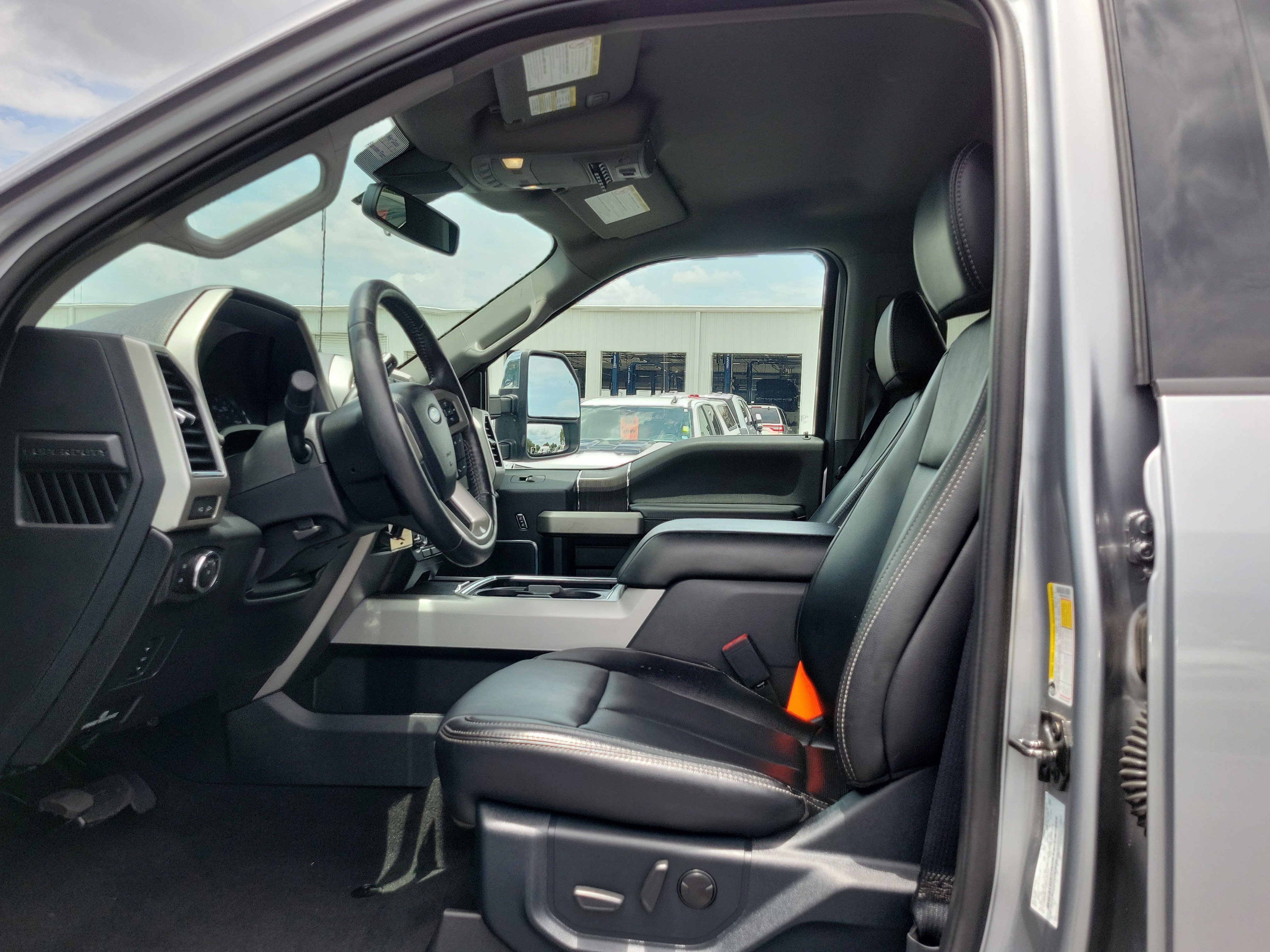 Certified 2021 Ford F350 Lariat w/ Chrome Package AWD/4WD image 19