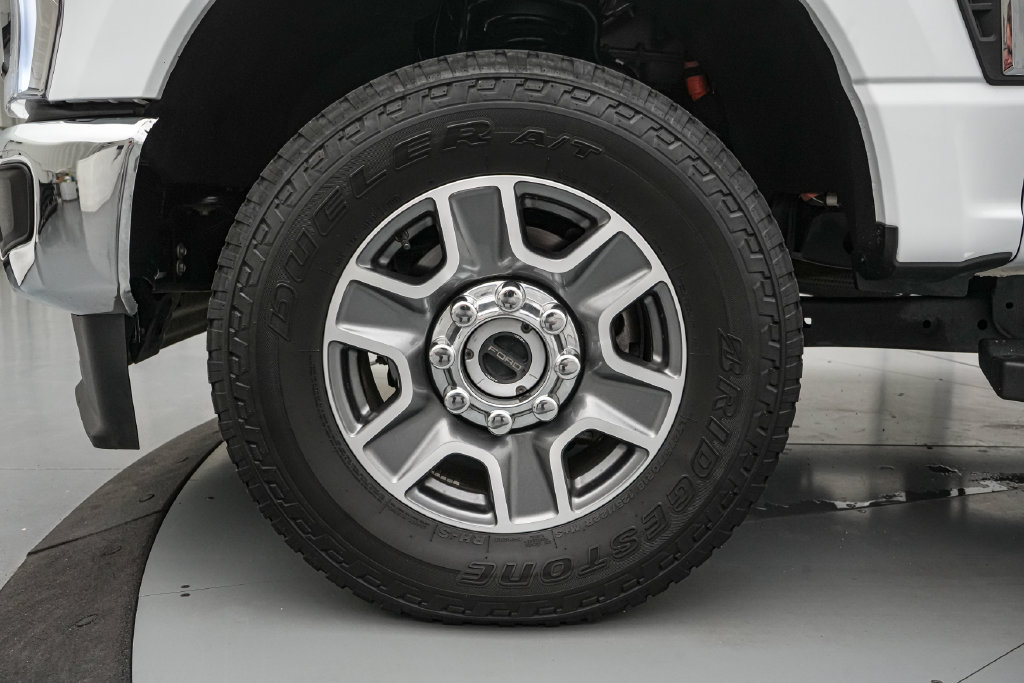 Certified 2026 Ford F250 Lariat AWD/4WD image 11