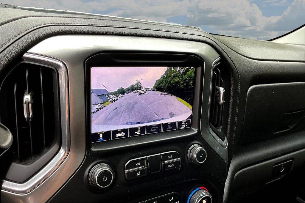 Used 2020 Chevrolet Silverado 2500 LTZ w/ LTZ Convenience Package AWD/4WD image 16