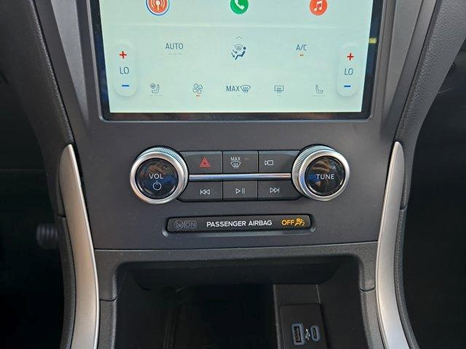 Certified 2024 Ford Edge SEL w/ Convenience Package AWD/4WD image 20