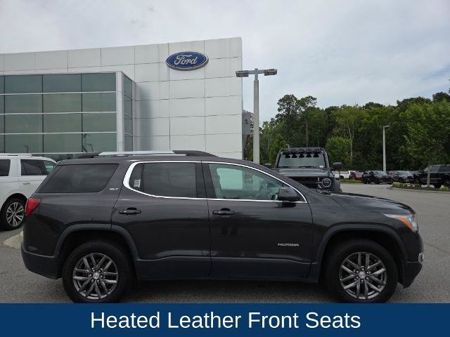 Used 2017 GMC Acadia SLT FWD image 2