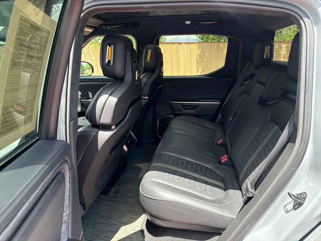 Used 2025 Rivian R1T Adventure AWD/4WD image 17