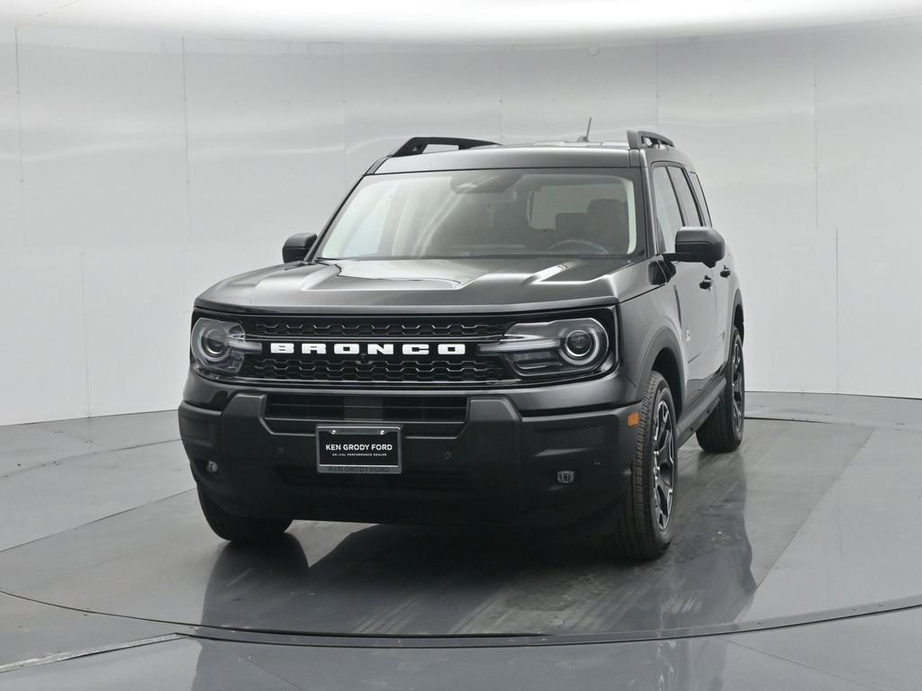 Certified 2025 Ford Bronco Sport Outer Banks w/ Outer Banks Tech Package+ image 58