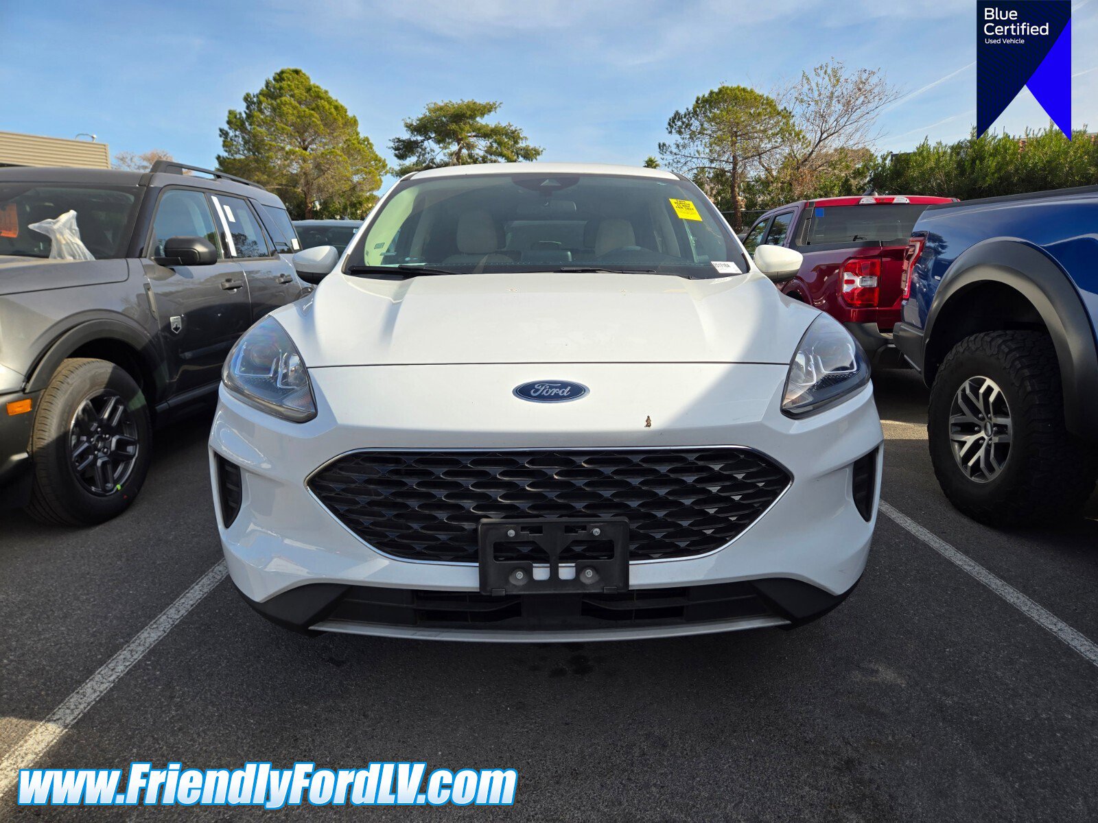 Certified 2020 Ford Escape SE image 2