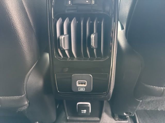 Used 2022 Jeep Compass Latitude image 10