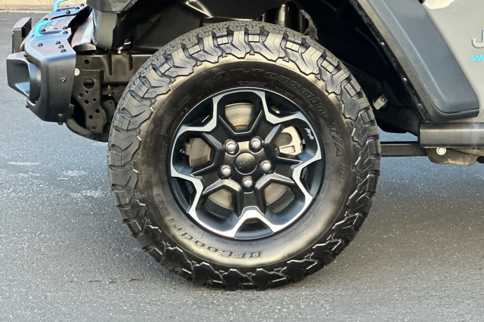 Used 2021 Jeep Wrangler Unlimited Rubicon 4xe w/ Steel Bumper Group image 27