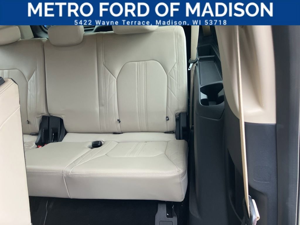Certified 2022 Ford Expedition Max Platinum image 43