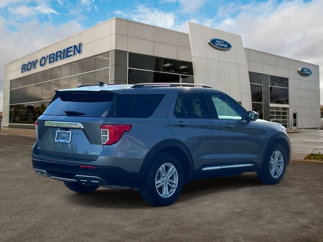 Certified 2024 Ford Explorer XLT w/ Equipment Group 202A AWD/4WD image 5