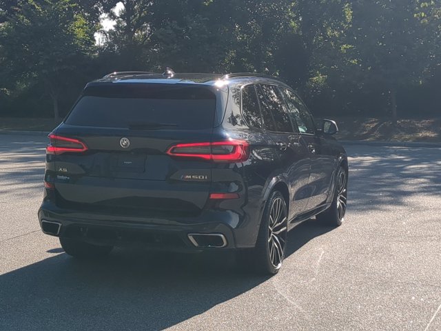 Used 2020 BMW X5 M50i w/ Premium Package AWD/4WD image 4