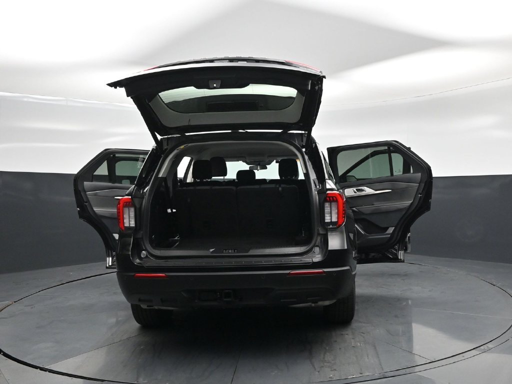 Certified 2025 Ford Explorer Active AWD/4WD image 36