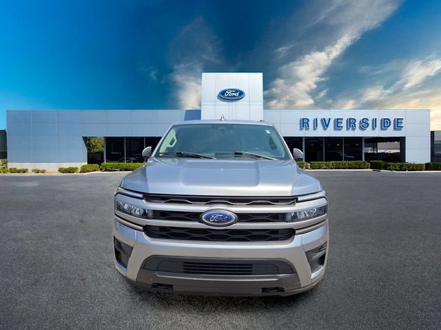 Certified 2022 Ford Expedition XLT AWD/4WD image 2