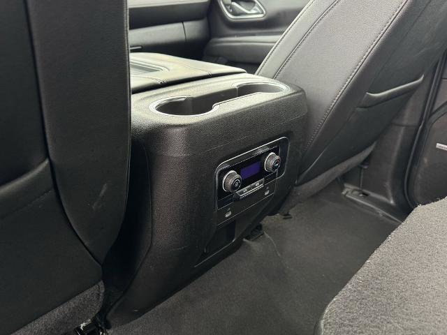 Used 2024 Chevrolet Suburban LT image 17