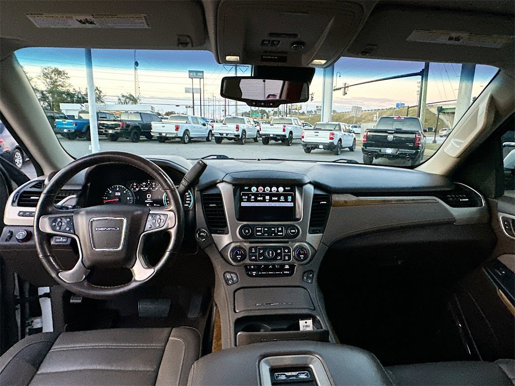 Used 2017 GMC Yukon Denali w/ Open Road Package image 7