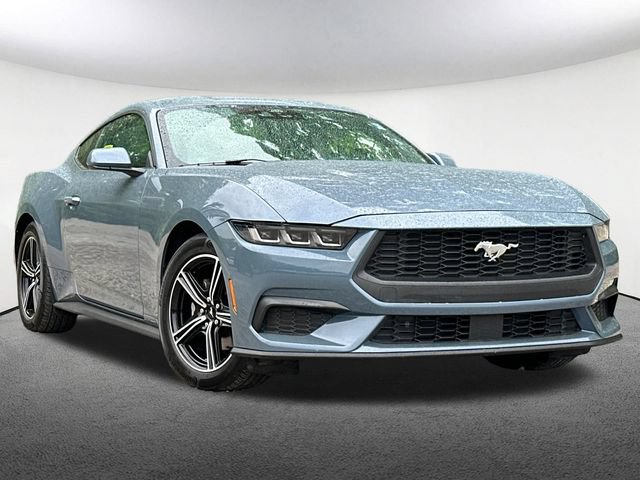 Certified 2025 Ford Mustang Coupe RWD image 2