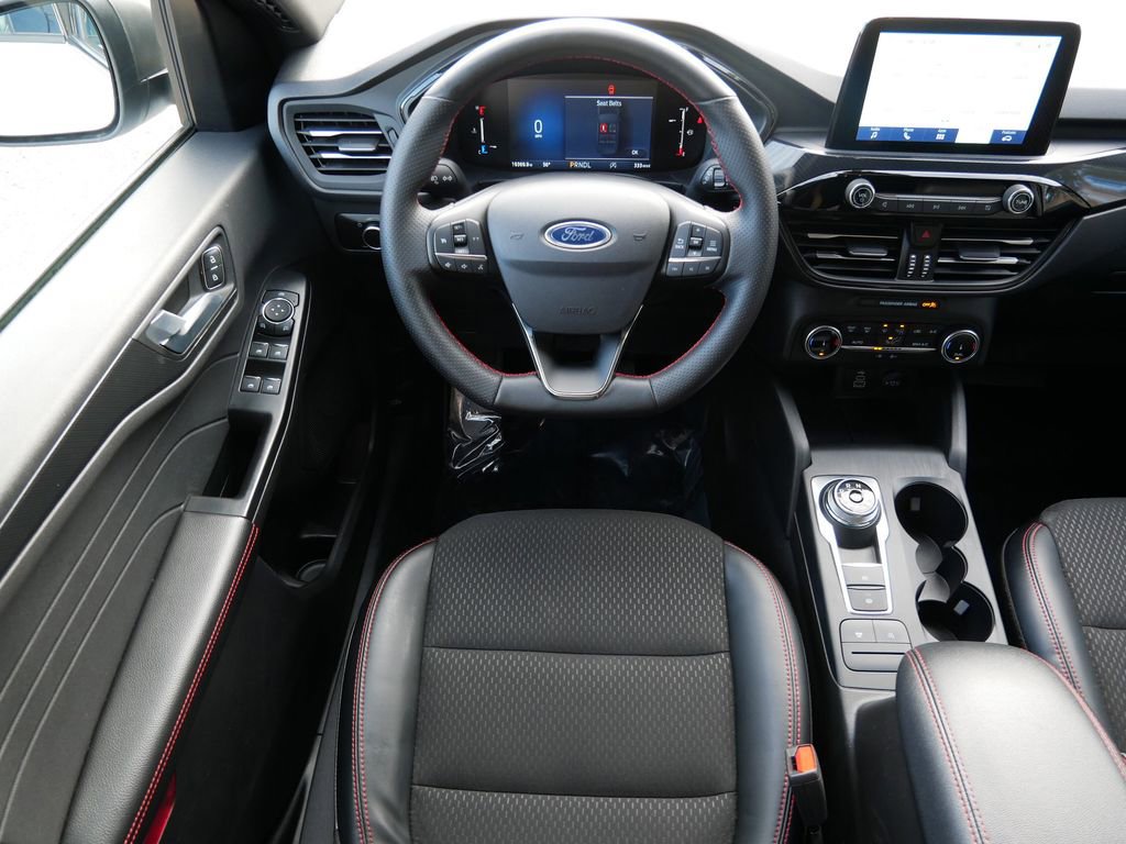 Certified 2025 Ford Escape ST-Line AWD/4WD image 12