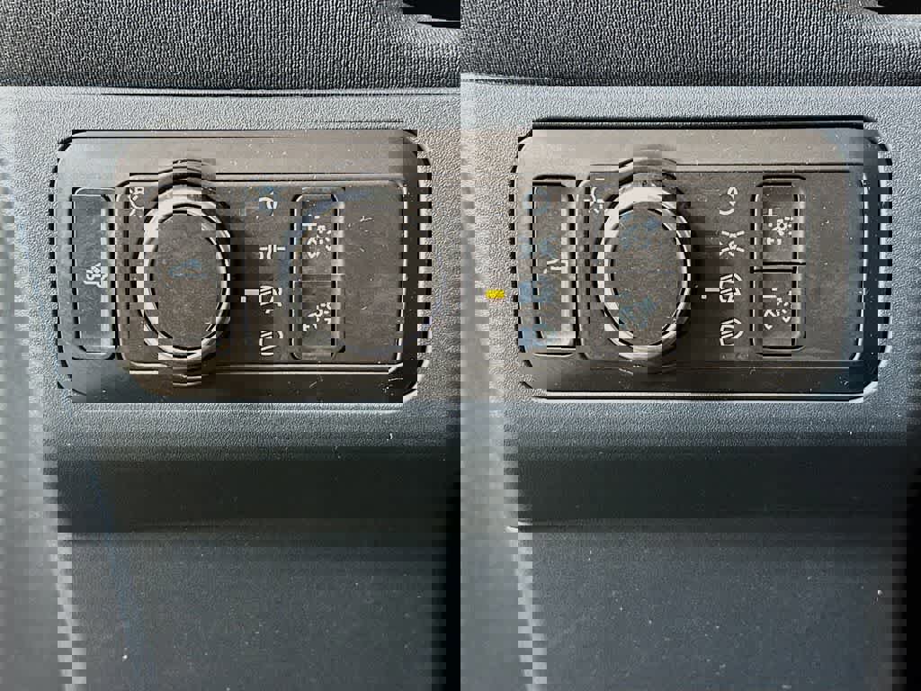 Certified 2022 Ford Maverick XLT image 26