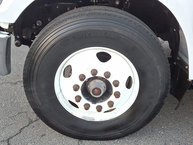 Certified 2022 Ford F750 2WD Regular Cab Super Duty image 28