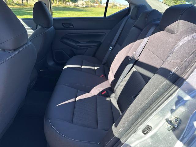 Used 2024 Nissan Altima 2.5 SV FWD image 29