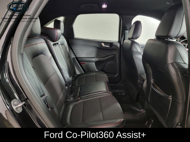 Certified 2023 Ford Escape ST-Line w/ Tech Pack #1 AWD/4WD image 19