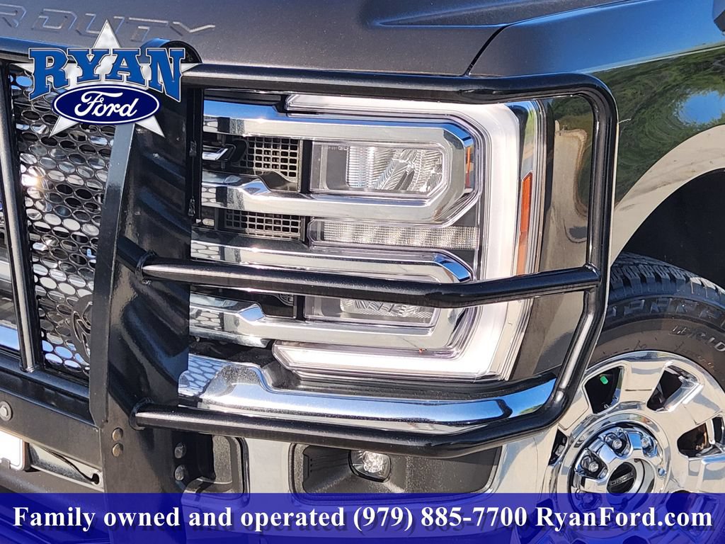 Certified 2024 Ford F250 Lariat w/ Lariat Ultimate Package AWD/4WD image 6