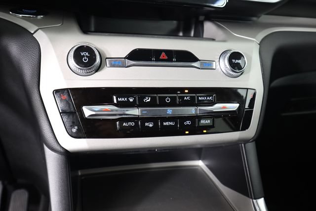 Certified 2024 Ford Explorer XLT w/ Equipment Group 202A AWD/4WD image 48