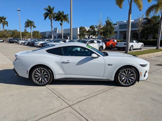 Certified 2025 Ford Mustang GT Premium image 3