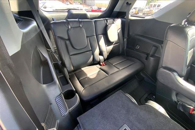 Certified 2023 Ford Explorer Limited w/ Limited Technology Package RWD image 28