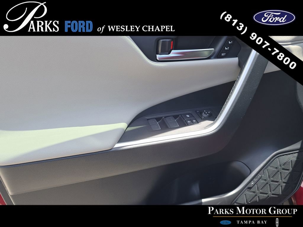 Used 2023 Toyota RAV4 Limited AWD/4WD image 16
