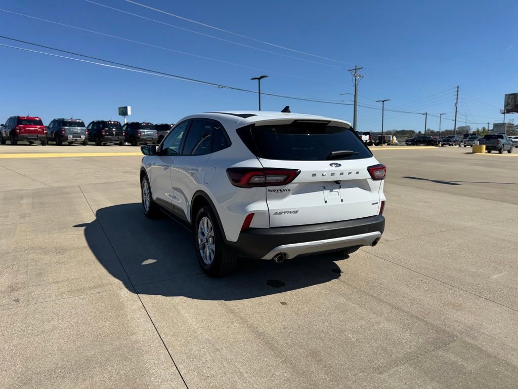 Certified 2025 Ford Escape Active AWD/4WD image 5