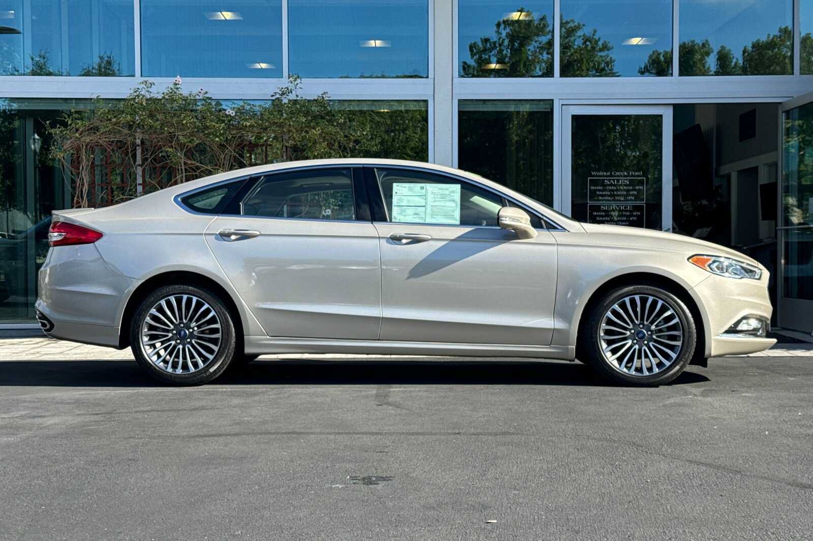 Certified 2017 Ford Fusion Titanium FWD image 3